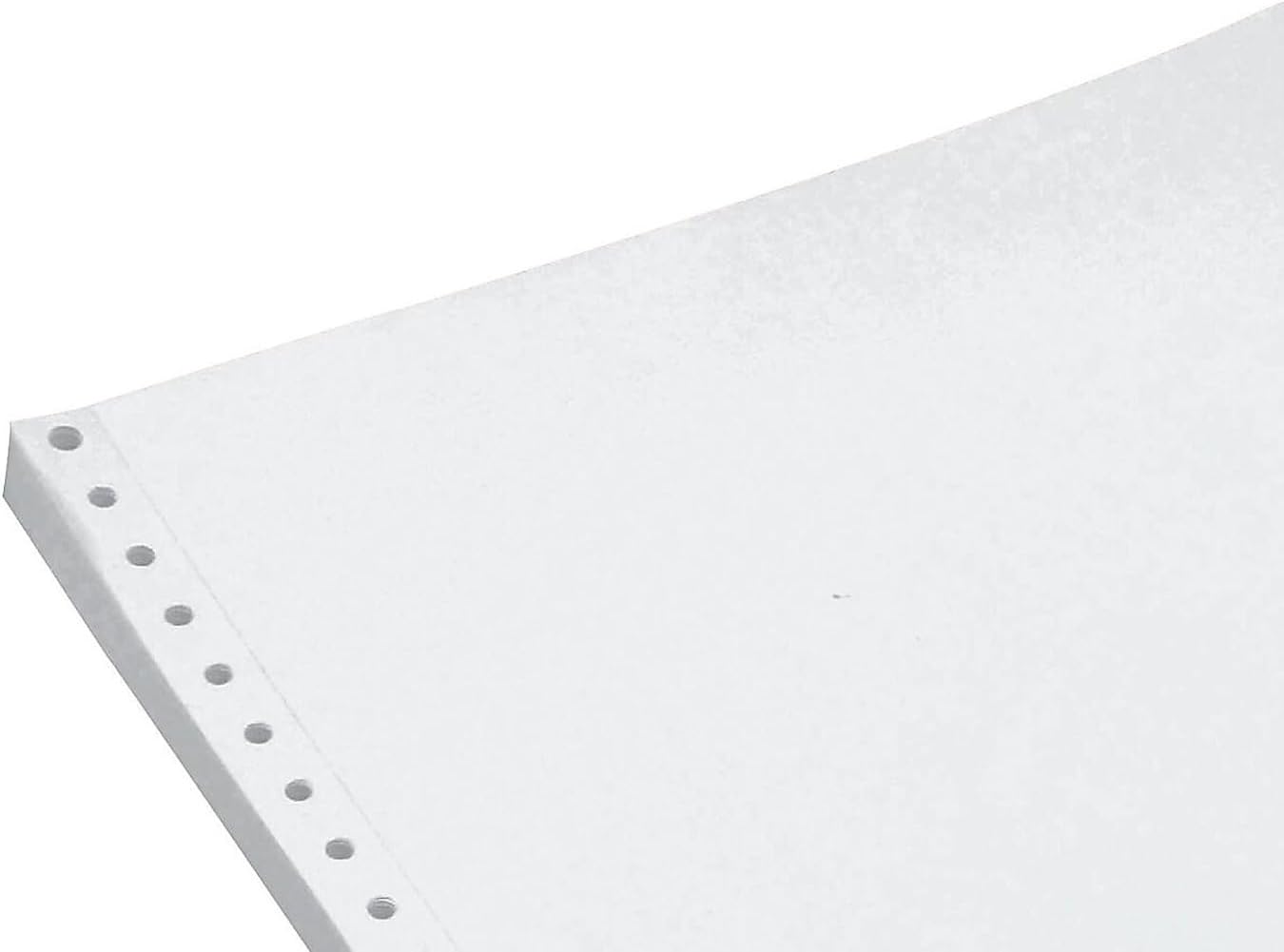 Staples 9.5" x 11" Carbonless Paper, 15 lbs., 100 Brightness, 1650/Carton