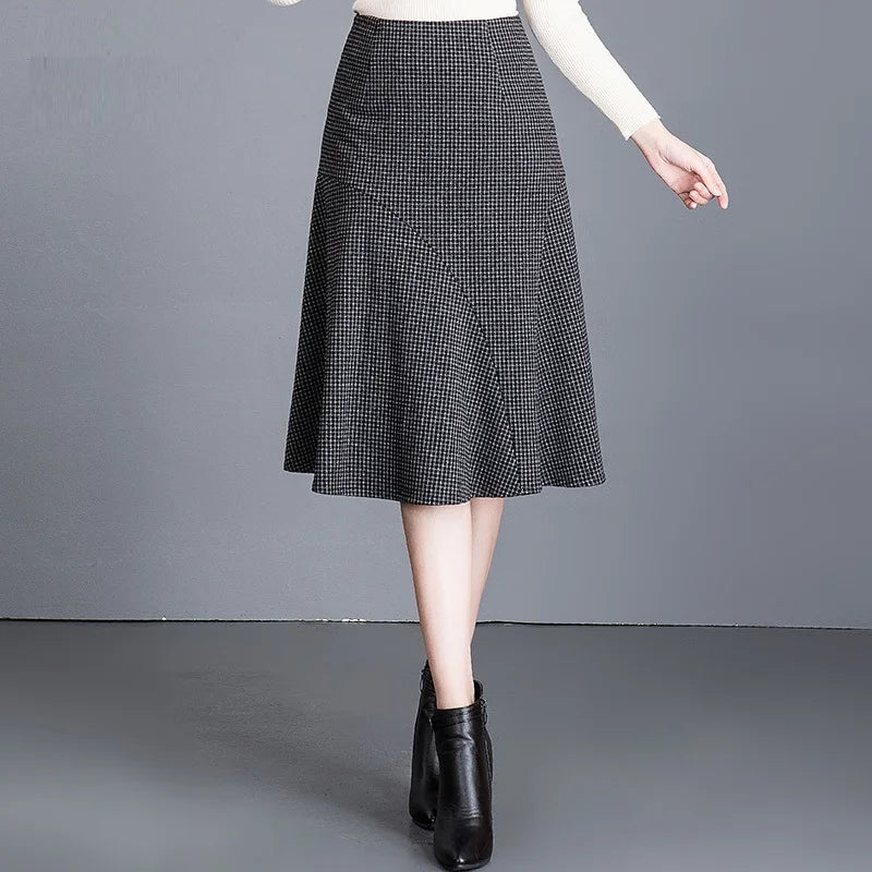 Women Patchwork Wrap Hip Skirt Autumn Winter High Waist Plaid Skirt Women Fashion Fishtail Design Mid -Length Skirt